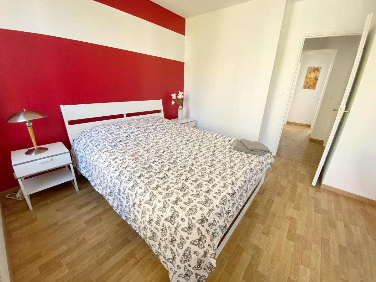 22 Chic & Cosy Grand Appart 92M2 Parking Gratuit Hypercentre Netflix サン・テティエンヌ エクステリア 写真