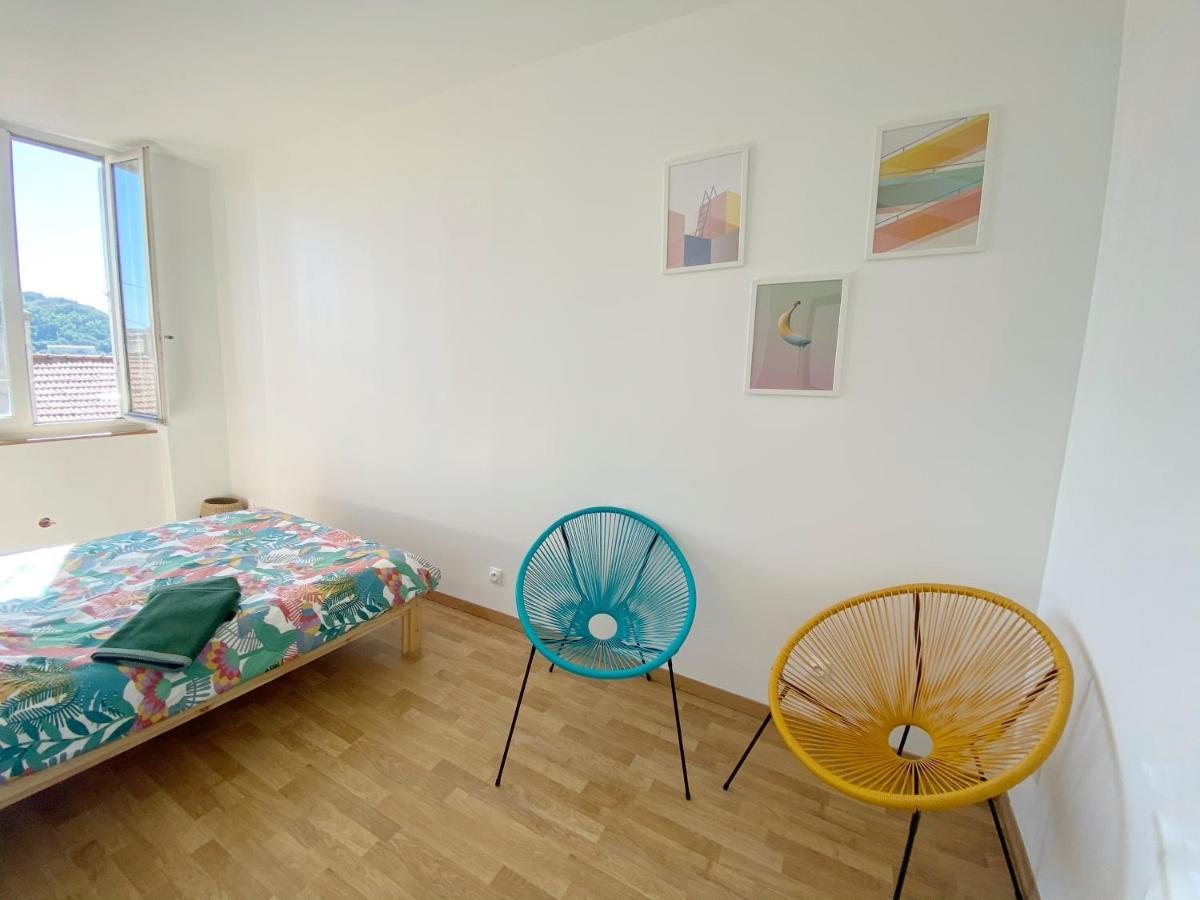 22 Chic & Cosy Grand Appart 92M2 Parking Gratuit Hypercentre Netflix サン・テティエンヌ エクステリア 写真